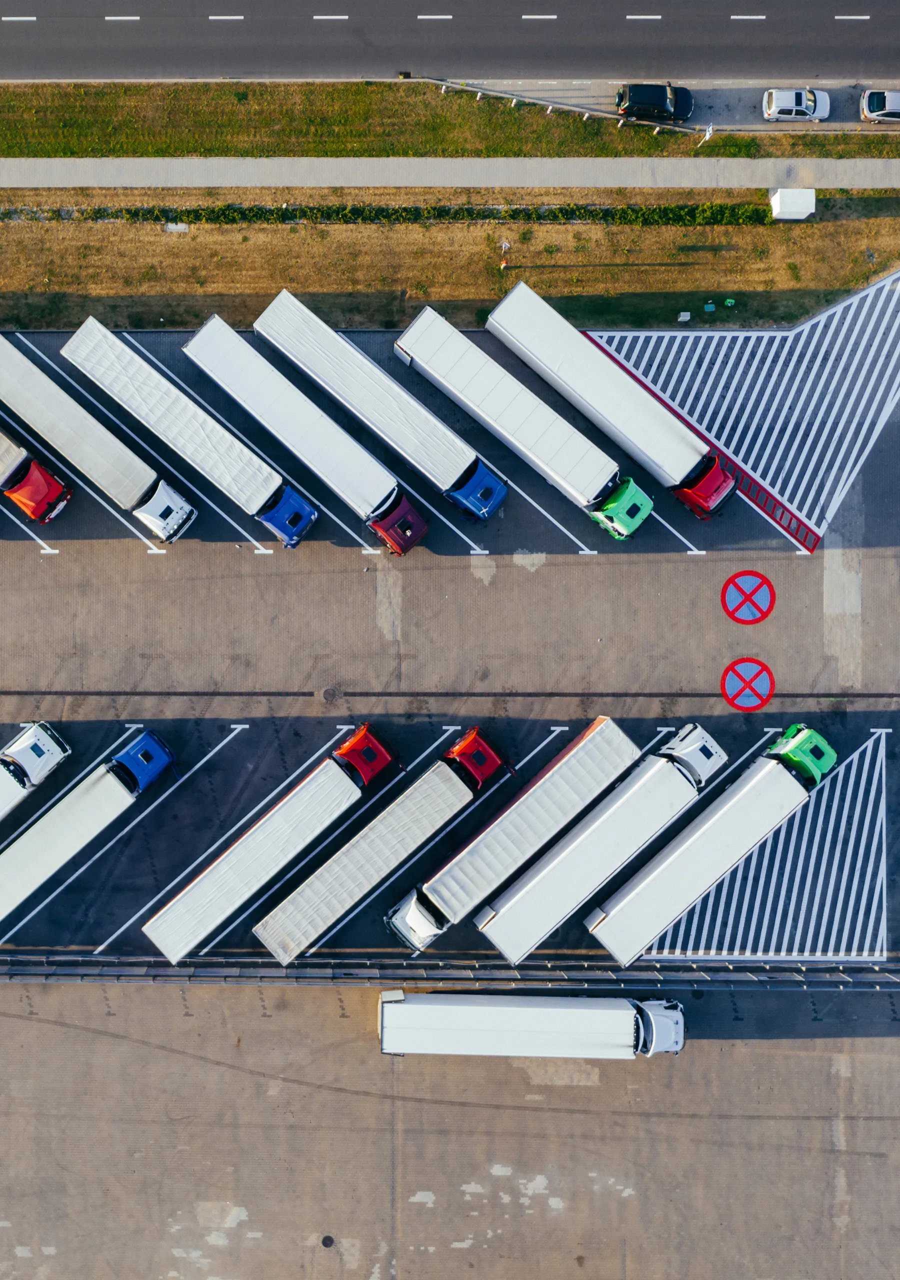 loyal-professional-truck-drivers-for-fleet